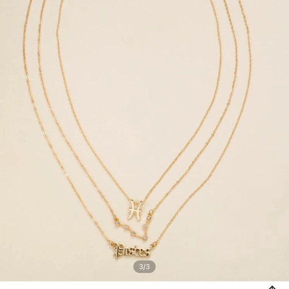 BNWT Gold 3pcs pisces necklace - Picture 2 of 2